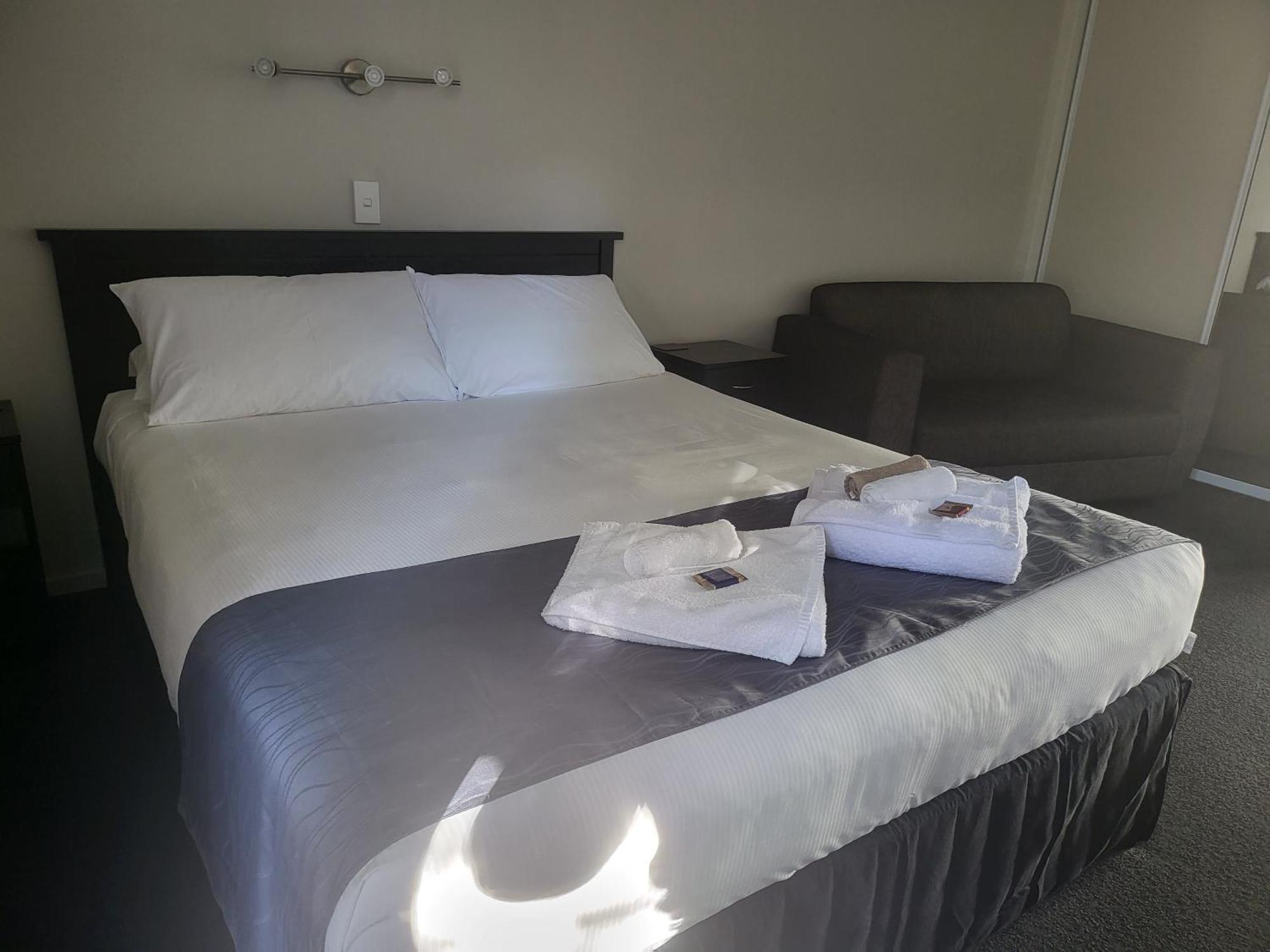 Ferrylink Motel Picton Bagian luar foto