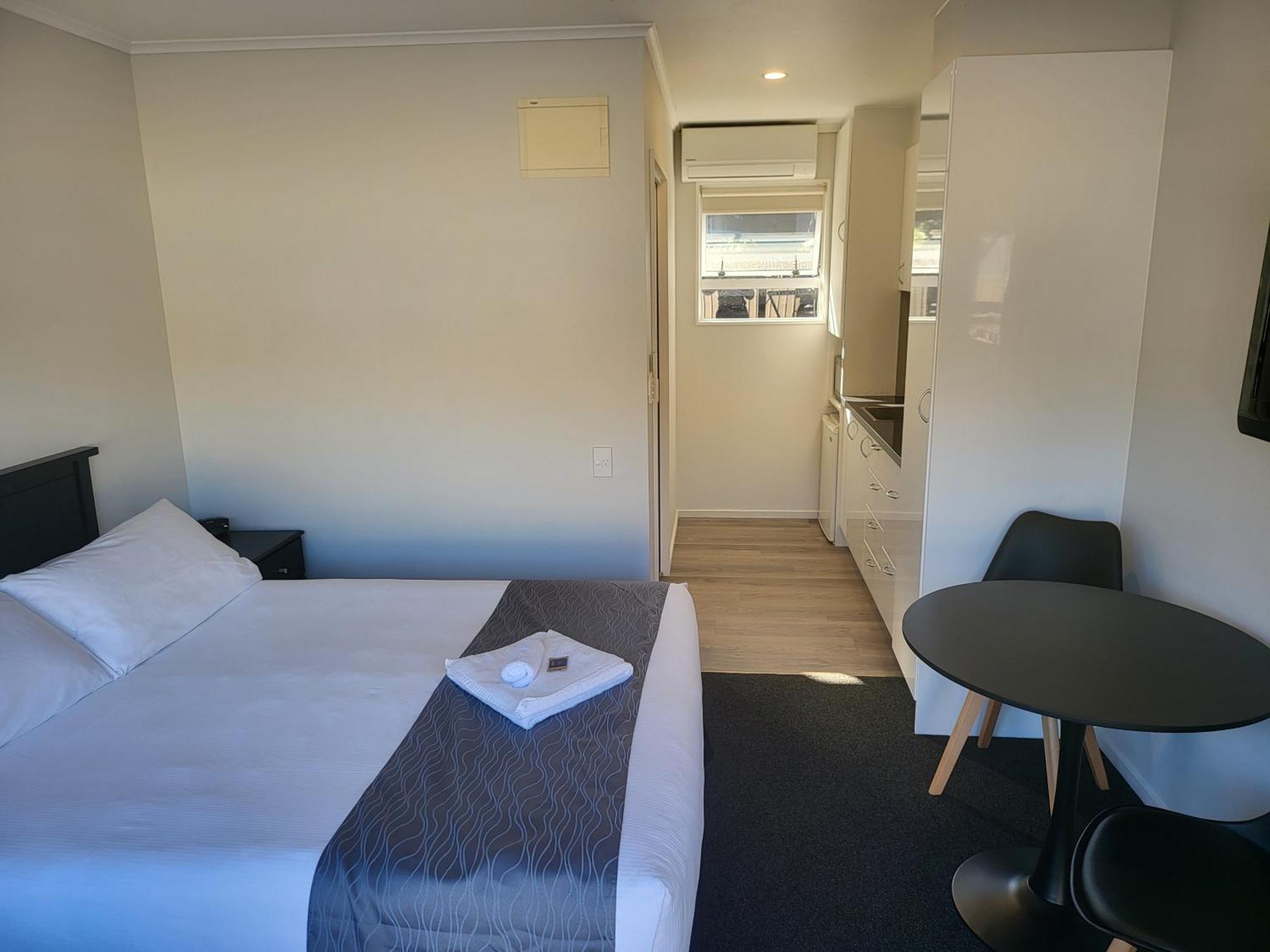 Ferrylink Motel Picton Bagian luar foto